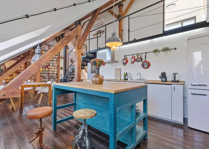 아파트 Amazing Loft With Terrace In Centre